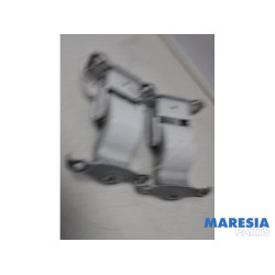 Renault - Trafic - Scharnier deur rechts-achter