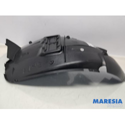 Renault - Trafic - Passage de roue