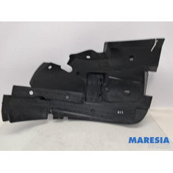 Renault - Trafic - Passage de roue