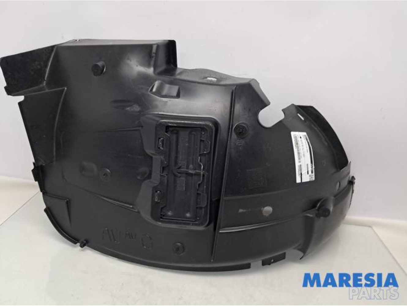 Renault - Trafic - Passage de roue