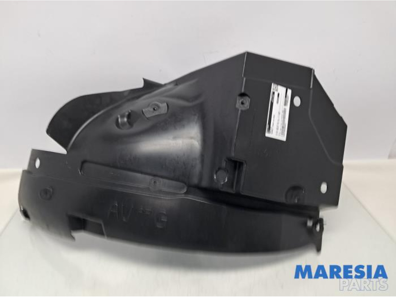 Renault - Trafic - Wheel arch liner