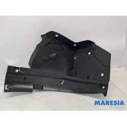 Renault - Trafic - Passage de roue