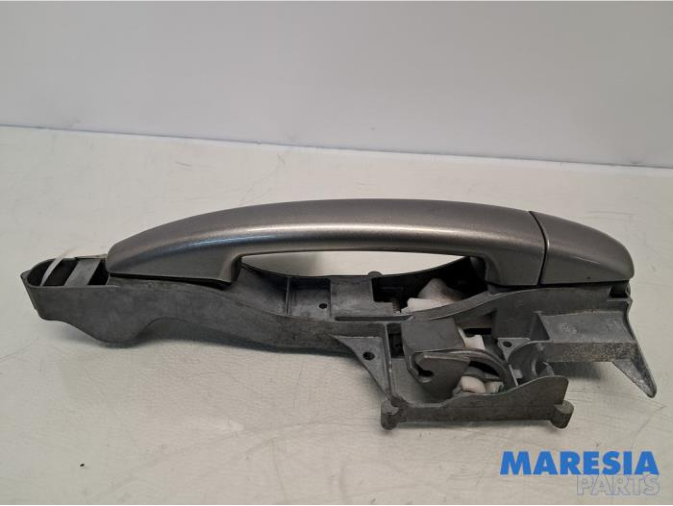 Peugeot - 207 - Door handle 2-door, right