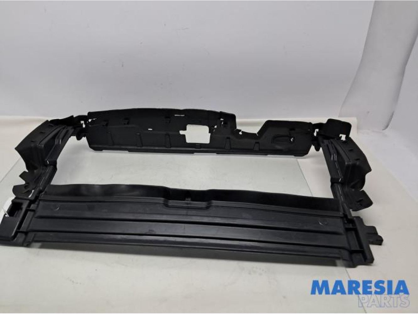 Renault - Trafic - Luchtgeleider