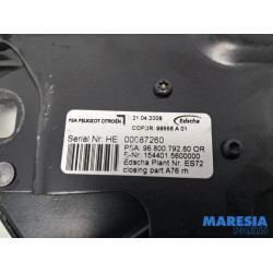 Peugeot - 207 - Cabriodach Verriegelung