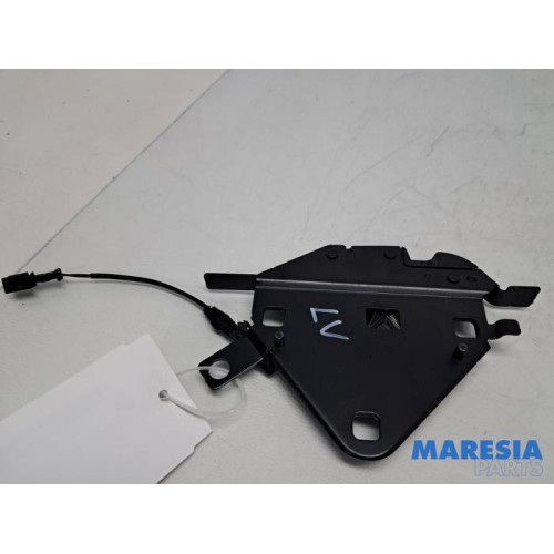 Peugeot - 207 - Cabriodach Verriegelung