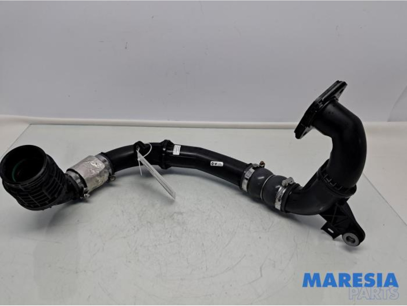 Renault - Trafic - Intercooler tube