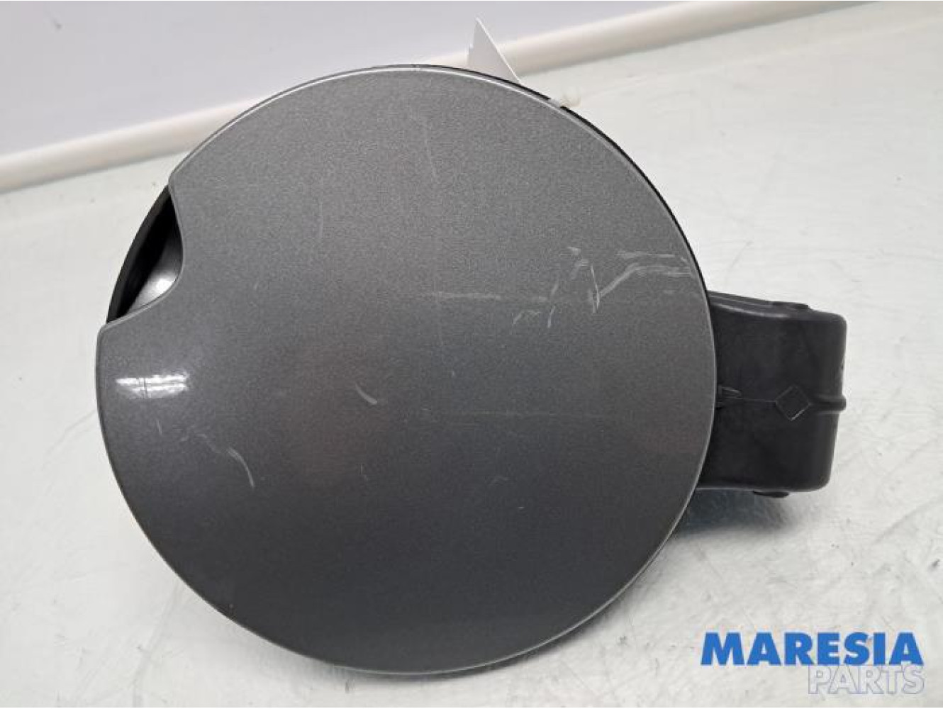 Peugeot - 207 - Tankklappe