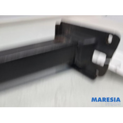 Peugeot - 207 - Vorderteilstütze