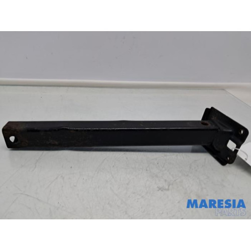 Peugeot - 207 - Front part support