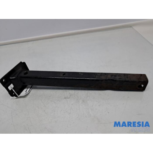 Peugeot - 207 - Front part support