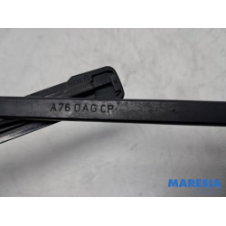 Peugeot - 207 - Front wiper arm