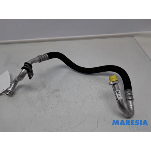 Renault - Trafic - Airco Leiding