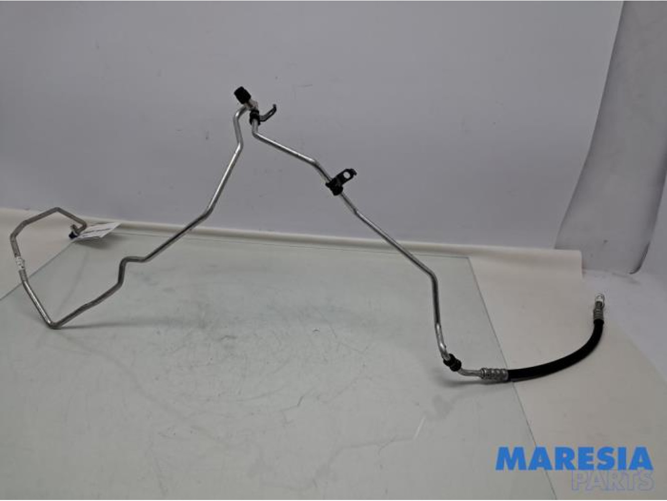 Renault - Trafic - Airco Leiding