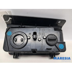 Renault - Trafic - Feu de recul droit