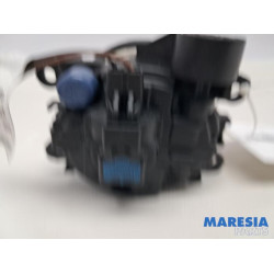 Renault - Trafic - Feu antibrouillard avant gauche