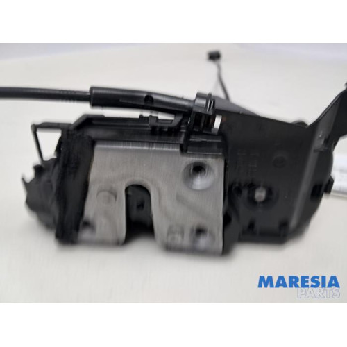 Renault - Trafic - Door lock mechanism 2-door, right