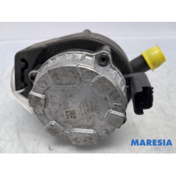 Renault - Trafic - Water pump