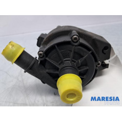 Renault - Trafic - Water pump