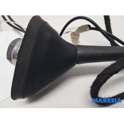Renault - Trafic - Antenne