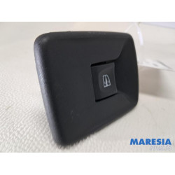 Renault - Trafic - Electric window switch
