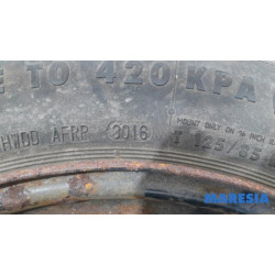 Citroen - C4 Grand Picasso - Krikset + reservewiel