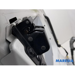 Opel - Vivaro - Minibus/van rear door