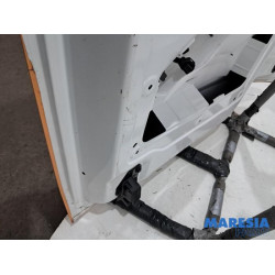 Opel - Vivaro - Minibus/van rear door