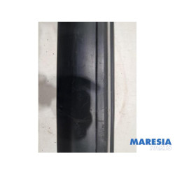 Opel - Vivaro - Achterbumper