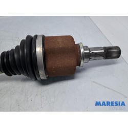 Renault - Trafic - Aandrijfas links-voor