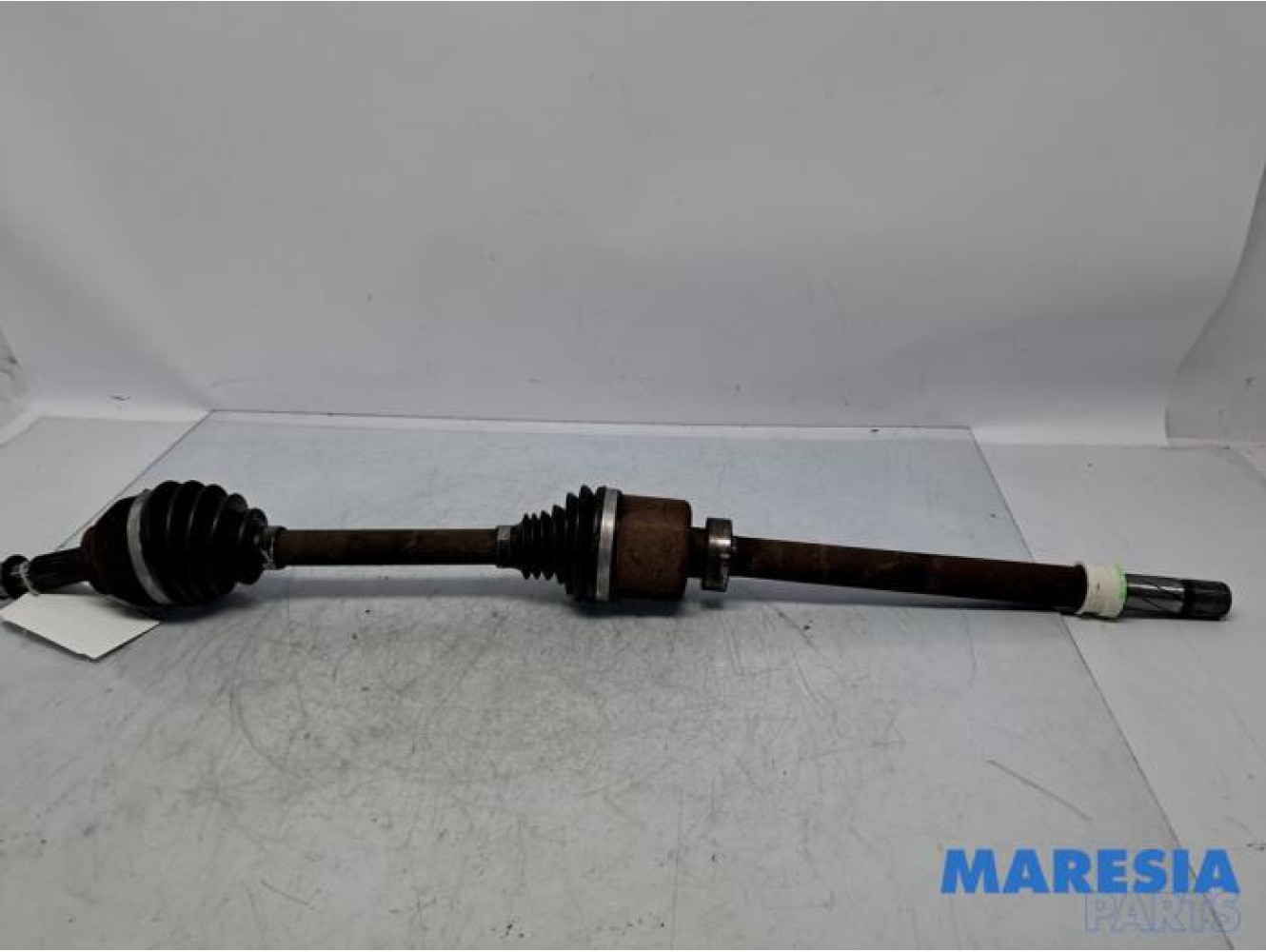 Renault - Trafic - Aandrijfas rechts-voor