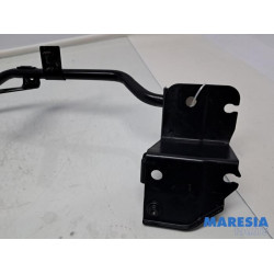 Renault - Trafic - Radiatorbalken