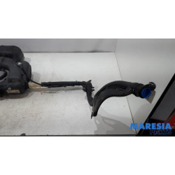 Opel - Vivaro - Krafstofftank