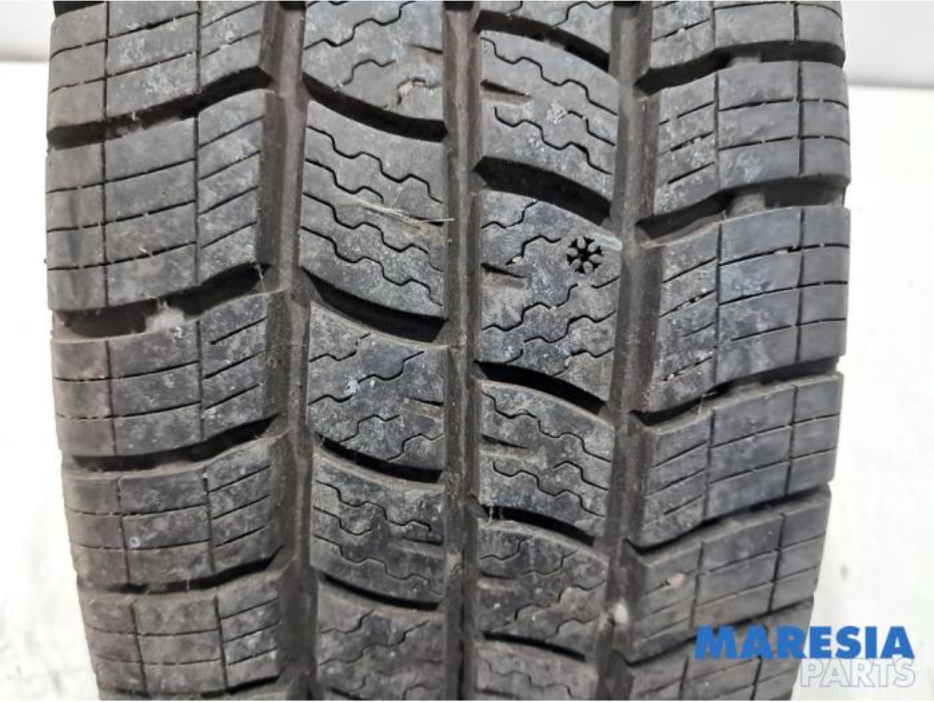 Opel - Vivaro - Reifen