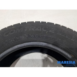 Opel - Vivaro - Reifen