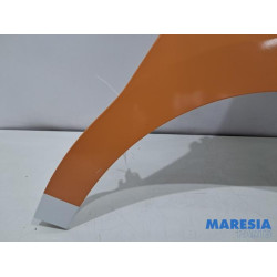 Opel - Vivaro - Kotflügel rechts vorne