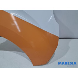 Opel - Vivaro - Kotflügel rechts vorne