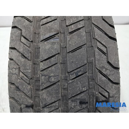 Opel - Vivaro - Reserverad