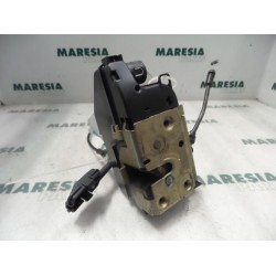 Renault - Megane - Front door lock mechanism 4-door, right
