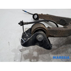 Opel - Vivaro - Querlenker rechts hinten