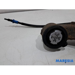 Opel - Vivaro - Querlenker rechts hinten