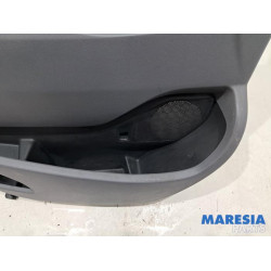 Opel - Vivaro - Türverkleidung 2-türig links