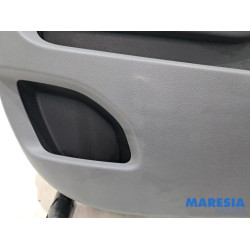 Opel - Vivaro - Türverkleidung 2-türig links