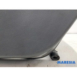 Opel - Vivaro - Türverkleidung 2-türig links