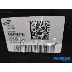 Opel - Vivaro - Türverkleidung 2-türig links