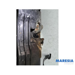 Peugeot - 308 - Lock plate