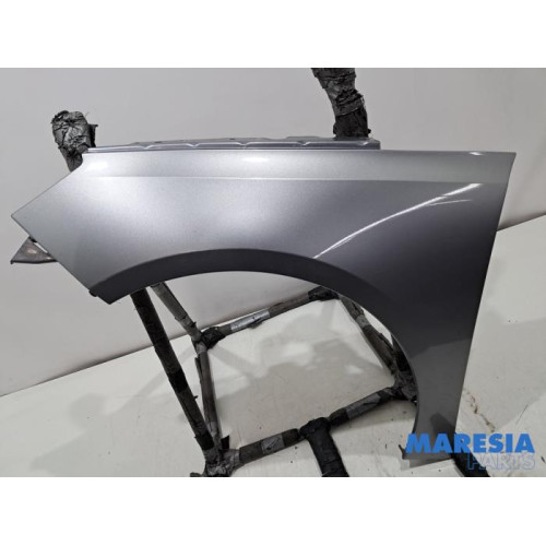 Peugeot - 308 - Front wing, left