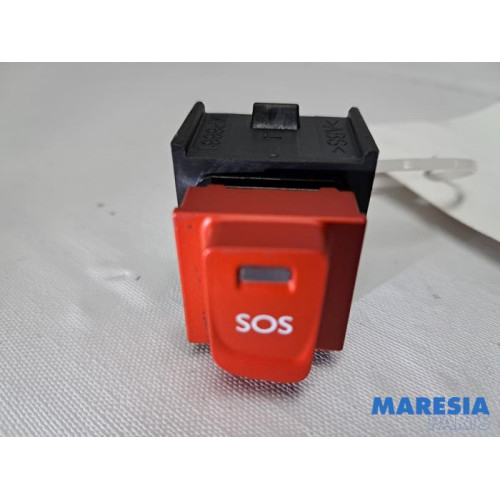 Citroen - C4 Grand Picasso - SOS button