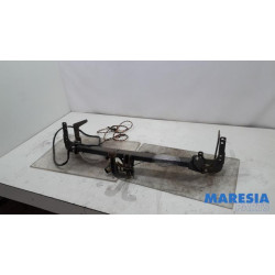 Peugeot - 308 - Crochet d'attelage