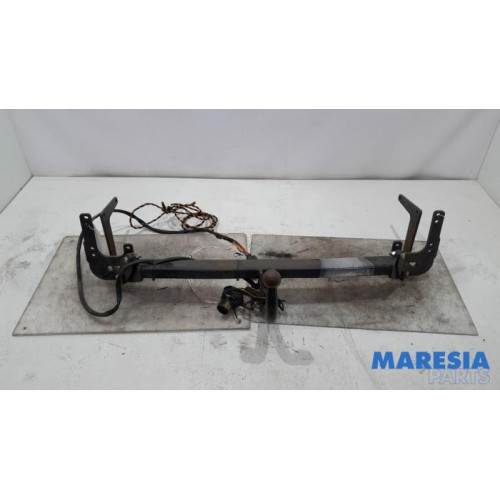 Peugeot - 308 - Towbar